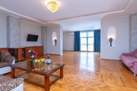 Апартаменты 2-местный 1-комнатный Президентский (корпус Лазурный)