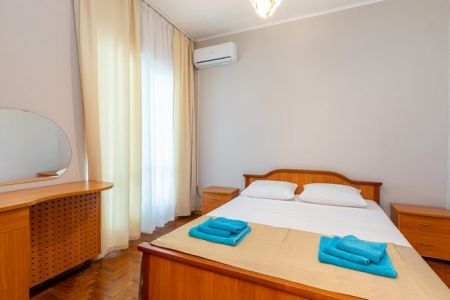 Семейный 4-местный 2-комнатный Стандартный (без балкона, корпус Лазурный)